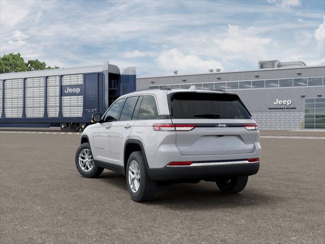 2026 Jeep Grand Cherokee GRAND CHEROKEE LAREDO 4X4 2026 Jeep Grand Cherokee GRAND CHEROKEE LAREDO 4X4