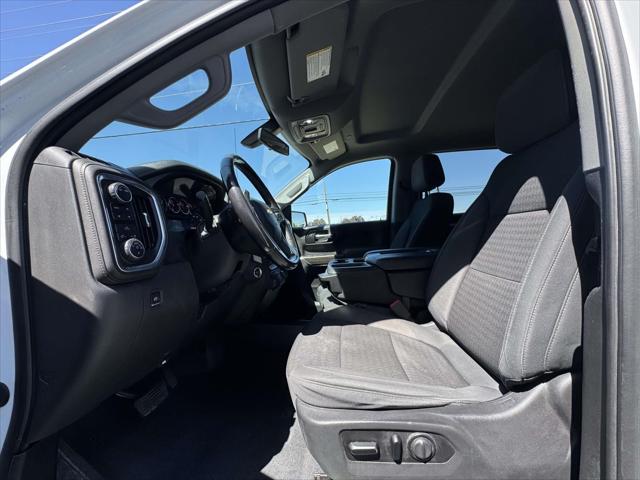 2021 Chevrolet Silverado 1500 4WD Crew Cab Short Bed LT