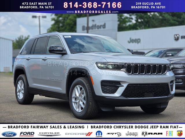 2026 Jeep Grand Cherokee GRAND CHEROKEE LAREDO X 4X4