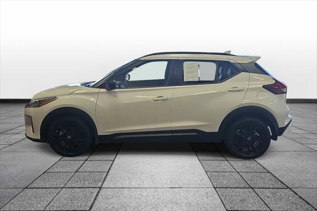 2022 Nissan Kicks SR Xtronic CVT