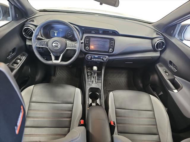 2022 Nissan Kicks SR Xtronic CVT