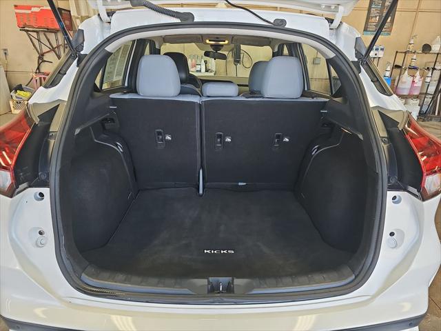 2022 Nissan Kicks SR Xtronic CVT
