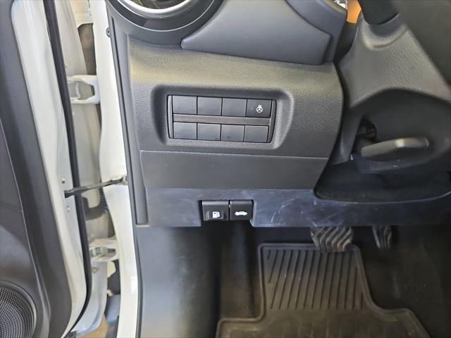 2022 Nissan Kicks SR Xtronic CVT