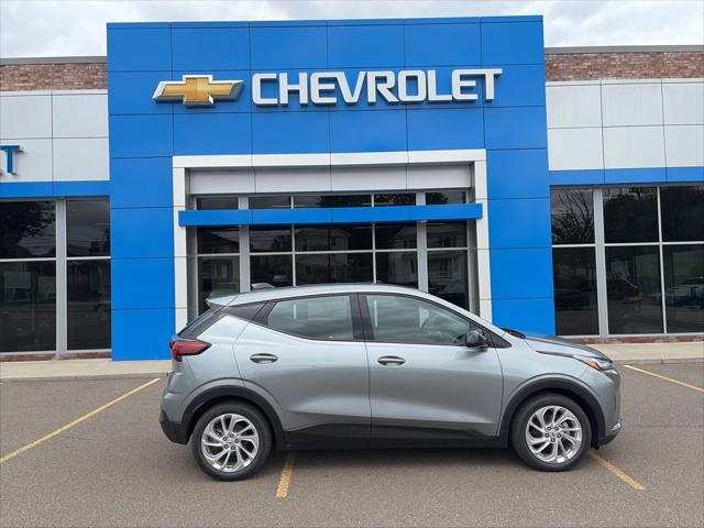 2027 Chevrolet Bolt LT FWD