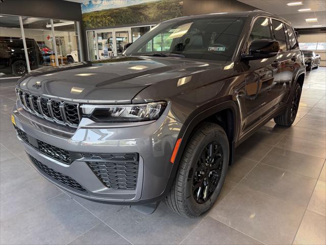 2026 Jeep Grand Cherokee GRAND CHEROKEE LAREDO ALTITUDE 4X4 2026 Jeep Grand Cherokee GRAND CHEROKEE LAREDO ALTITUDE 4X4