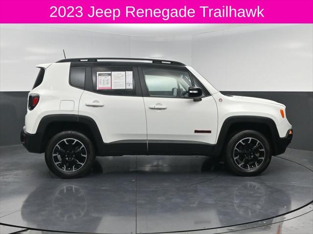 2023 Jeep Renegade Trailhawk