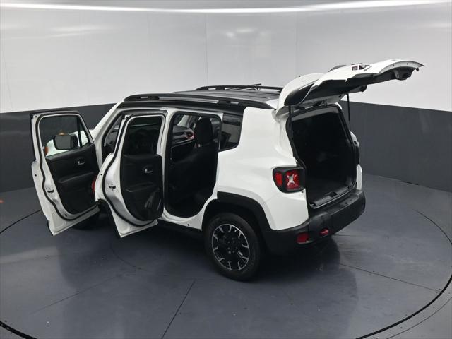 2023 Jeep Renegade Trailhawk