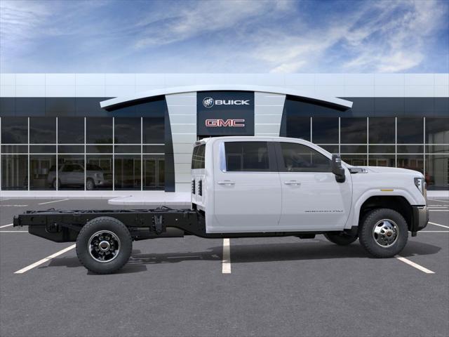 2026 GMC Sierra 3500HD SLE