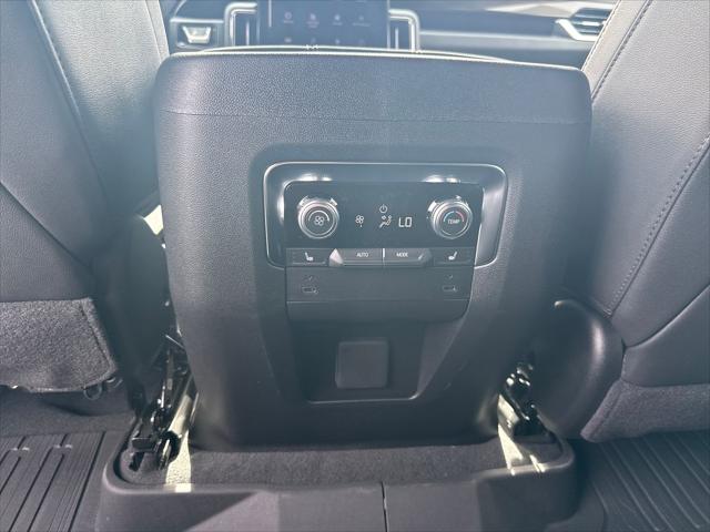 2026 GMC Yukon XL 4WD Elevation