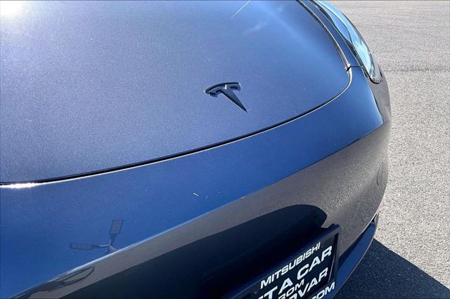 2022 Tesla Model Y Long Range Dual Motor All-Wheel Drive