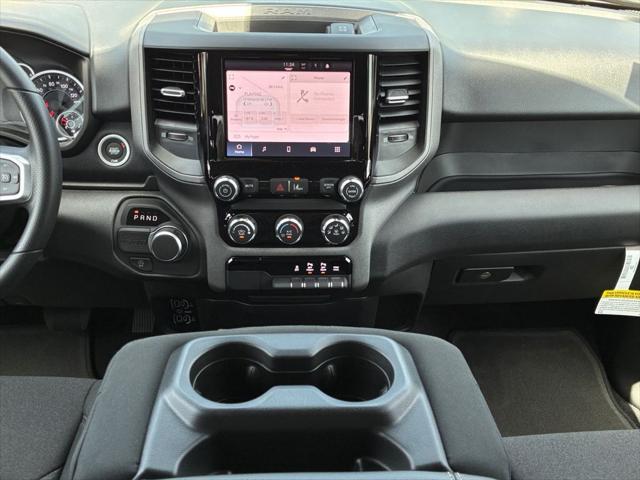 2026 RAM 1500 RAM 1500 EXPRESS QUAD CAB 4X2 64 BOX