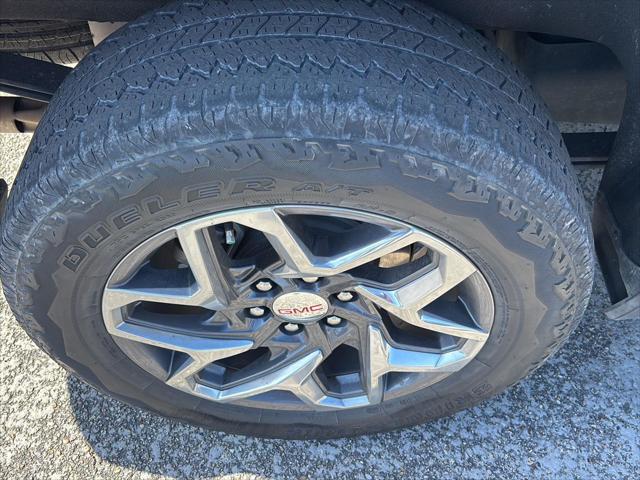 2023 GMC Sierra 1500 4WD Crew Cab Short Box SLT