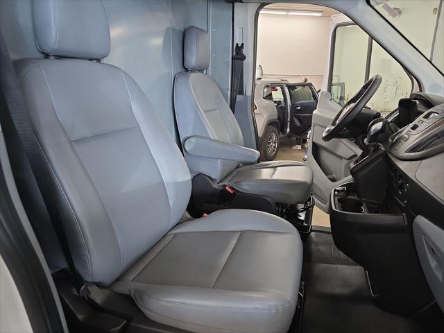 2018 Ford Transit Base