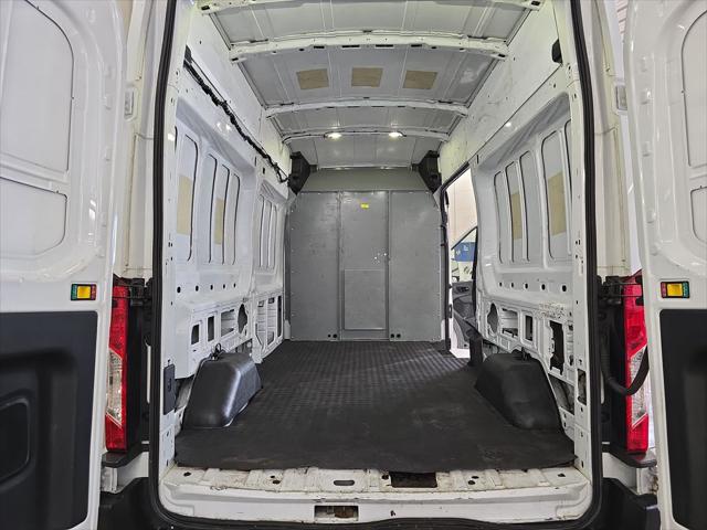 2018 Ford Transit Base