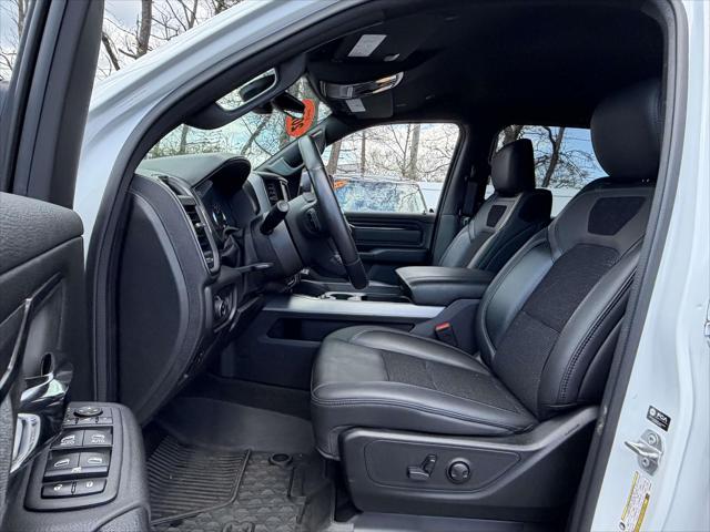 2023 Ram 1500 Big Horn Crew Cab 4x4 5'7" Box