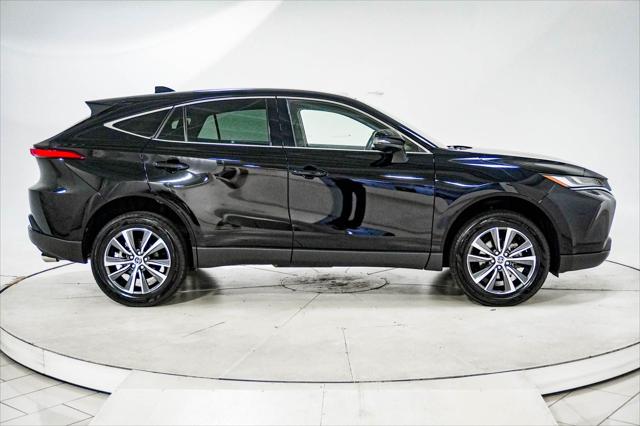 2023 Toyota Venza LE