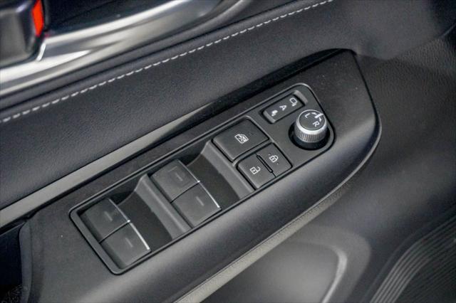 2023 Toyota Venza LE