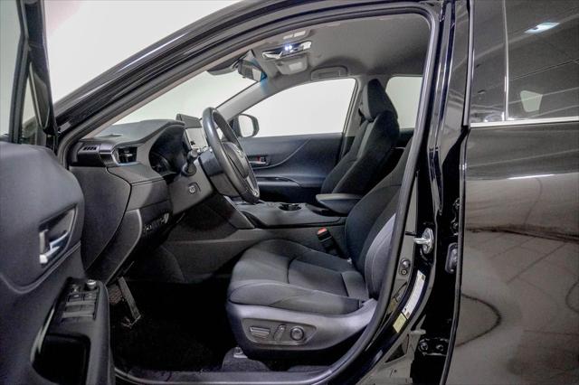 2023 Toyota Venza LE