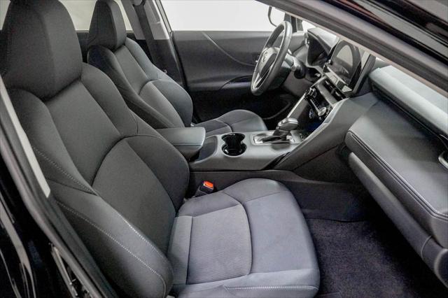 2023 Toyota Venza LE
