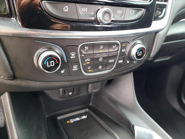 2022 Chevrolet Traverse FWD LT Cloth