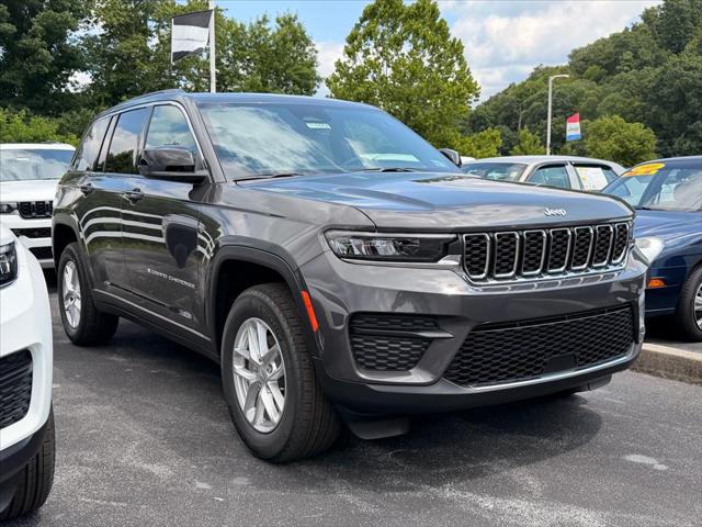 2026 Jeep Grand Cherokee GRAND CHEROKEE LAREDO X 4X4 2026 Jeep Grand Cherokee GRAND CHEROKEE LAREDO X 4X4