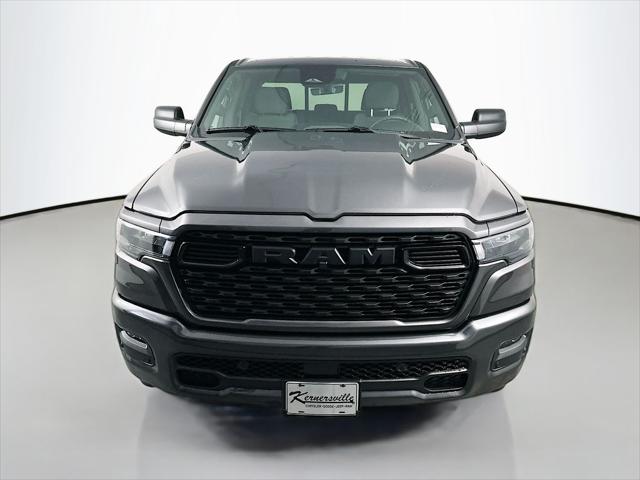 2026 RAM Ram 1500 RAM 1500 EXPRESS CREW CAB 4X4 64 BOX