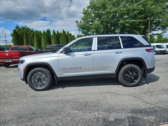 2026 Jeep Grand Cherokee GRAND CHEROKEE LAREDO ALTITUDE 4X4 2026 Jeep Grand Cherokee GRAND CHEROKEE LAREDO ALTITUDE 4X4