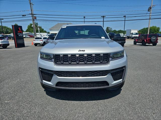 2026 Jeep Grand Cherokee GRAND CHEROKEE LAREDO ALTITUDE 4X4 2026 Jeep Grand Cherokee GRAND CHEROKEE LAREDO ALTITUDE 4X4
