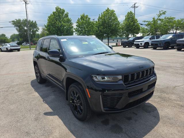 2026 Jeep Grand Cherokee GRAND CHEROKEE LAREDO ALTITUDE 4X4