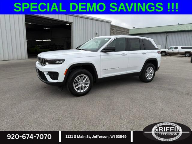 2026 Jeep Grand Cherokee GRAND CHEROKEE LAREDO X 4X4