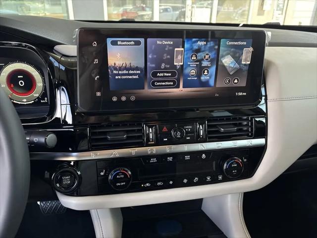 2026 Nissan Pathfinder SL