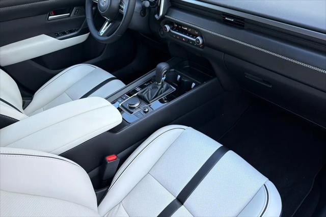 2026 Mazda CX-50 2.5 S Premium