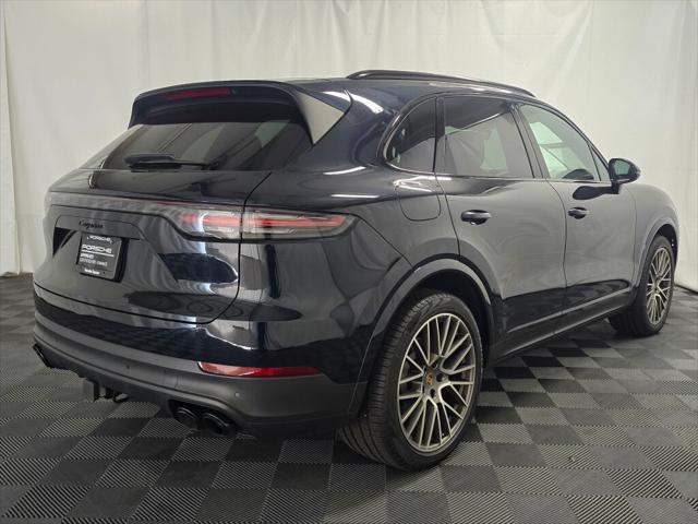 2023 Porsche Cayenne Platinum Edition