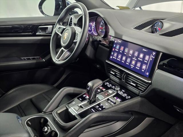 2023 Porsche Cayenne Platinum Edition