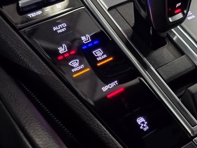 2023 Porsche Cayenne Platinum Edition