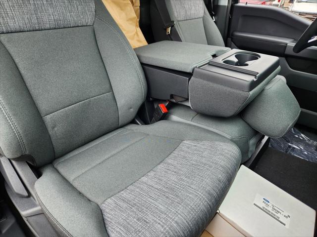 2026 Ford 600 XLT