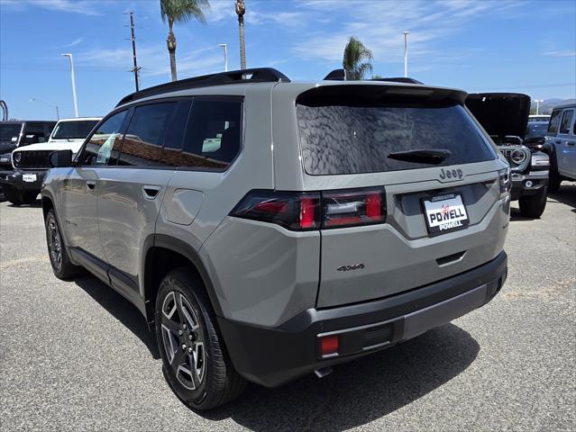 2026 Jeep Cherokee Laredo 4x4