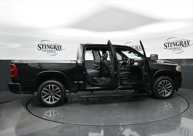 2025 Ram 1500 Limited Crew Cab 4x4 5'7" Box
