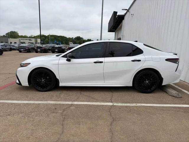 2022 Toyota Camry SE Nightshade Edition