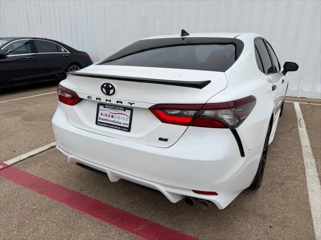 2022 Toyota Camry SE Nightshade Edition
