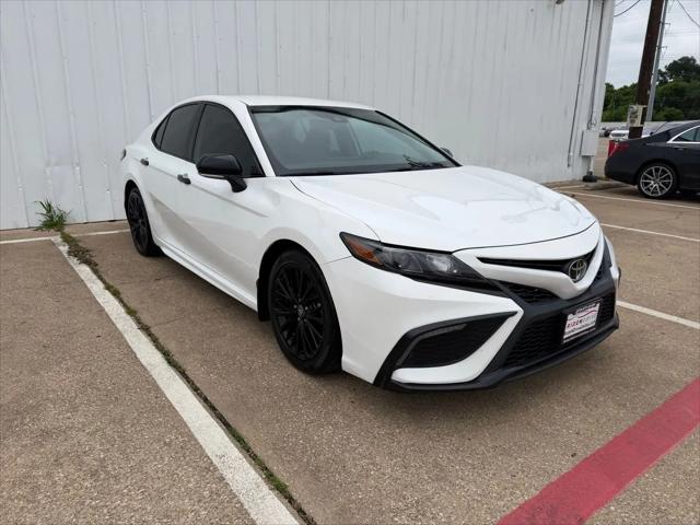 2022 Toyota Camry SE Nightshade Edition