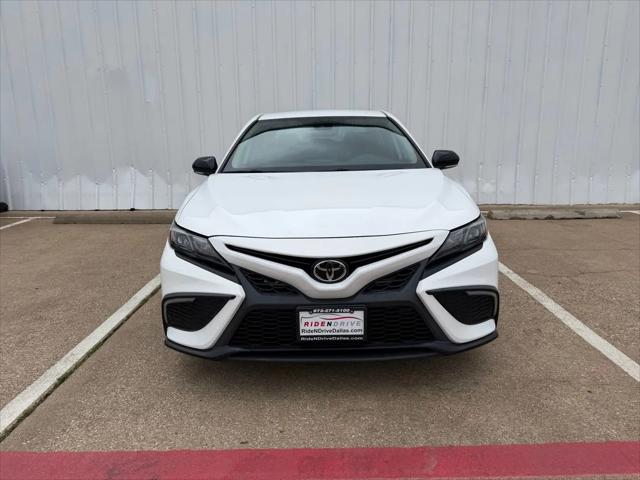 2022 Toyota Camry SE Nightshade Edition