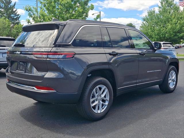 2026 Jeep Grand Cherokee GRAND CHEROKEE LAREDO X 4X4