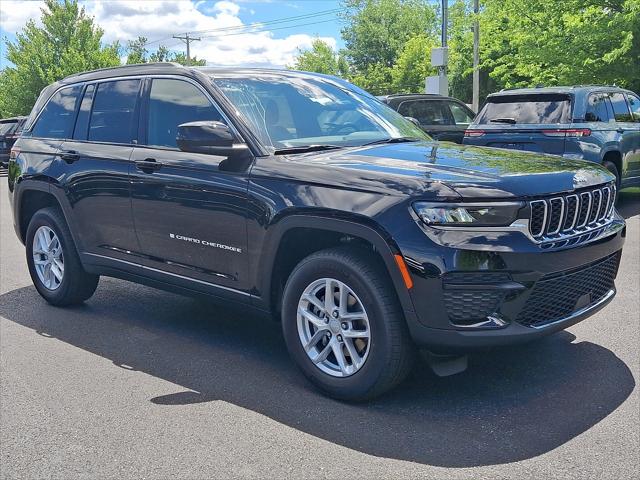2026 Jeep Grand Cherokee GRAND CHEROKEE LAREDO X 4X4