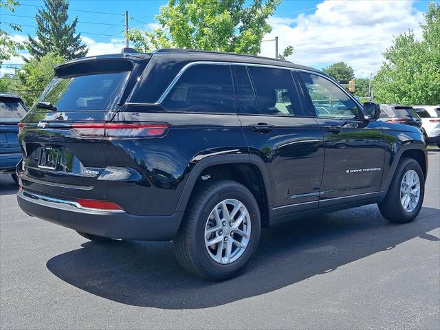 2026 Jeep Grand Cherokee GRAND CHEROKEE LAREDO X 4X4
