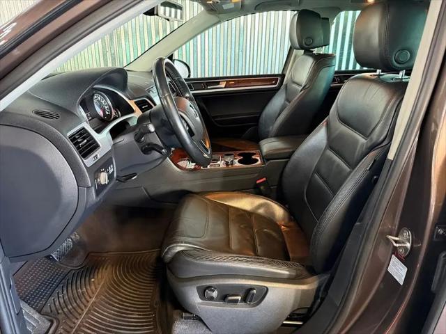 2011 Volkswagen Touareg TDI Executive