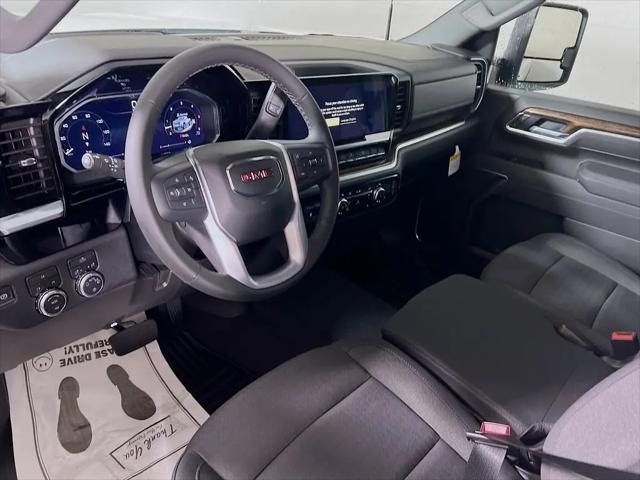 2026 GMC Sierra 3500HD Crew Cab, Long Bed, SLE Dual Rear Wheel, 4WD