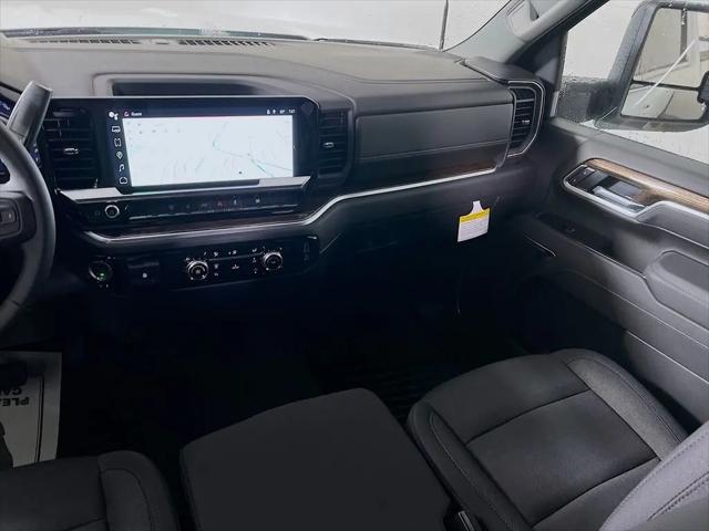 2026 GMC Sierra 3500HD Crew Cab, Long Bed, SLE Dual Rear Wheel, 4WD