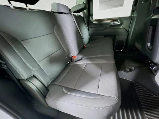 2026 GMC Sierra 3500HD Crew Cab, Long Bed, SLE Dual Rear Wheel, 4WD