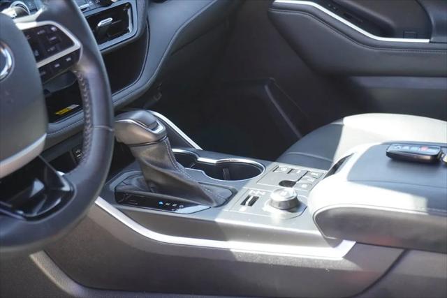 2023 Toyota Highlander XSE